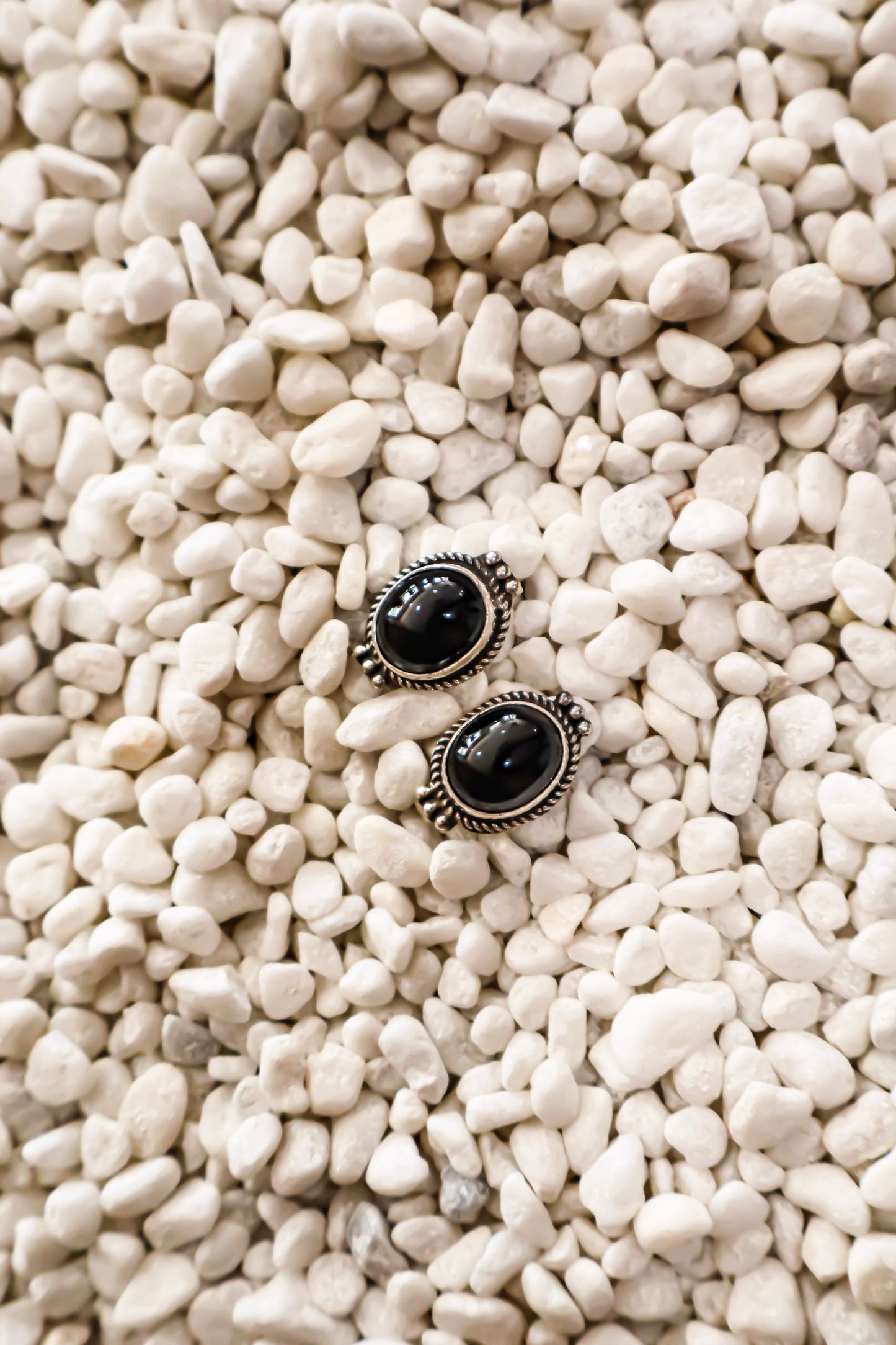 Onyx Oval Studs