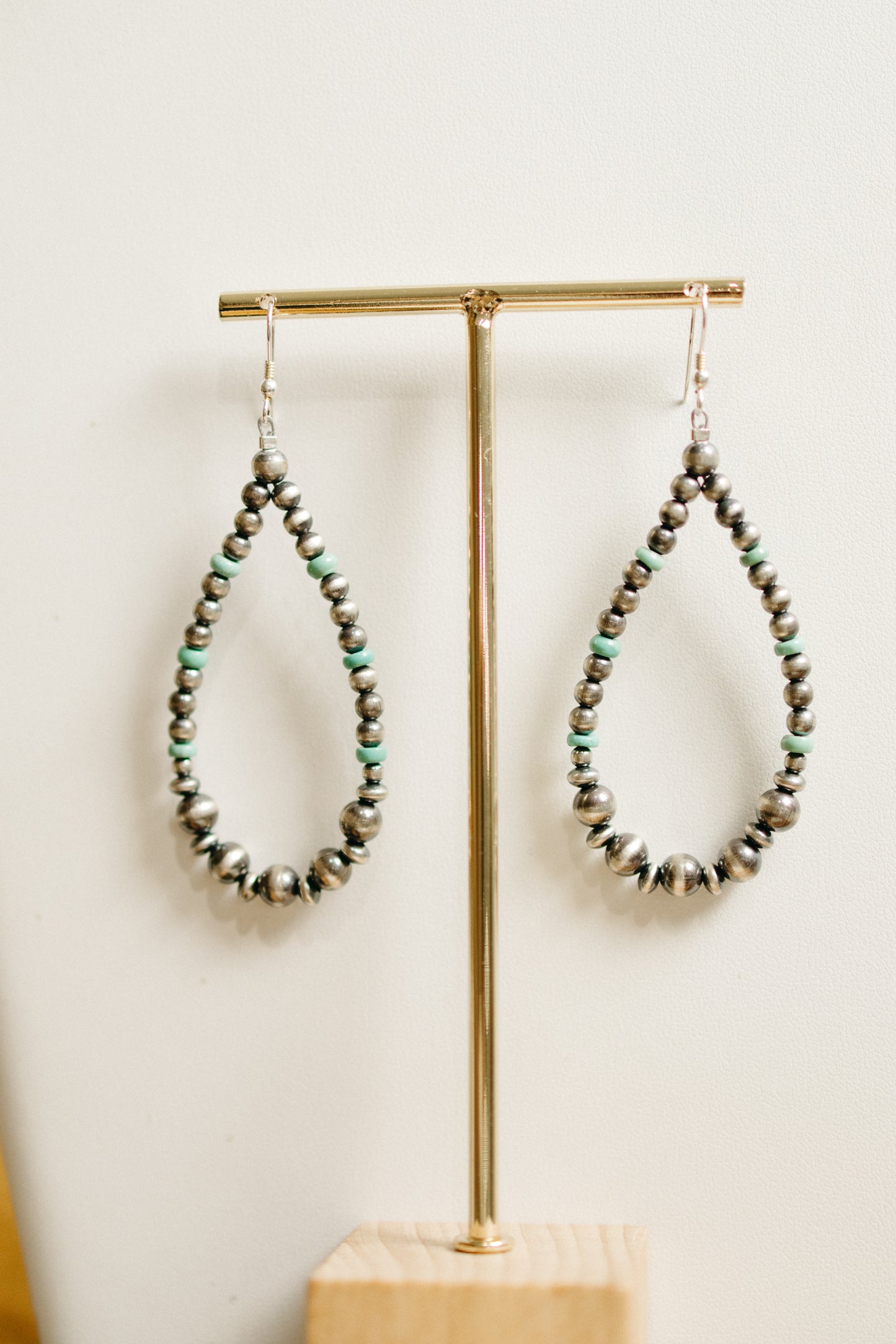 Graduated Pearls with Turquoise