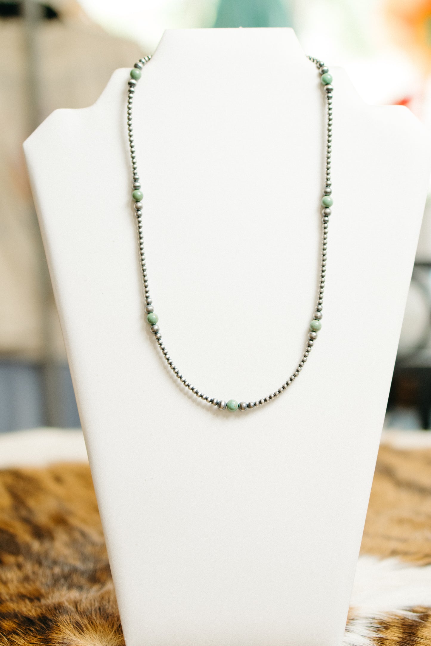 Graduated Pearls With Turquoise