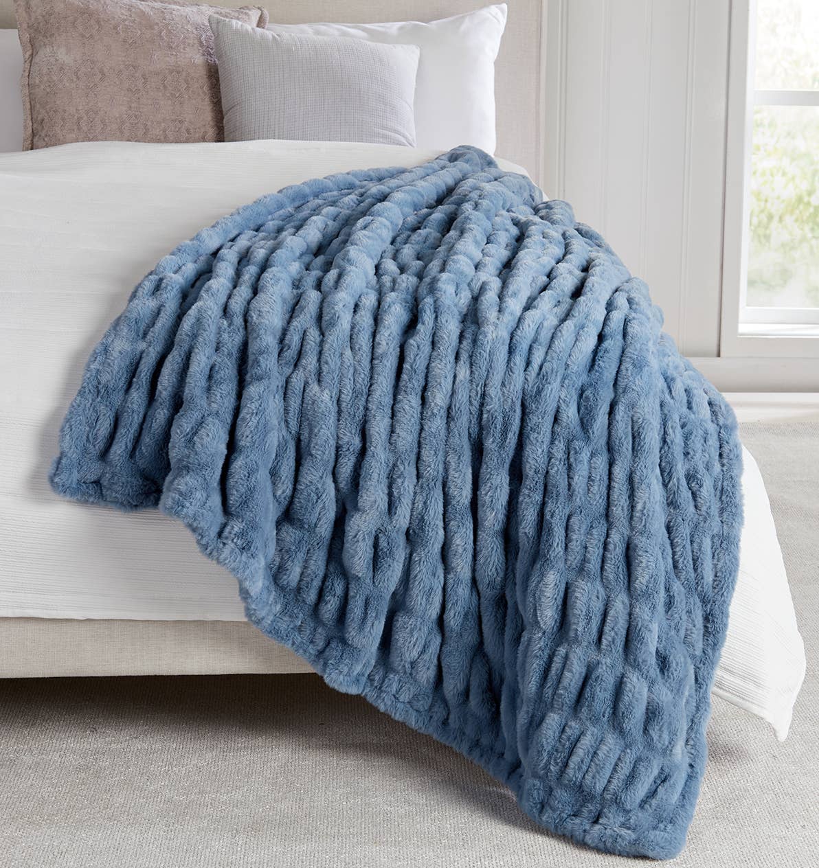 Luxury Throw Blankets