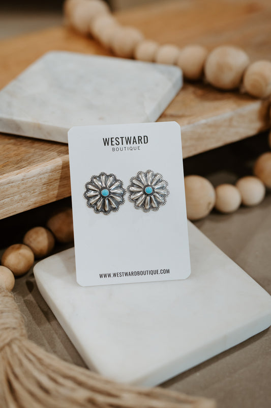 Flower Concho Stud