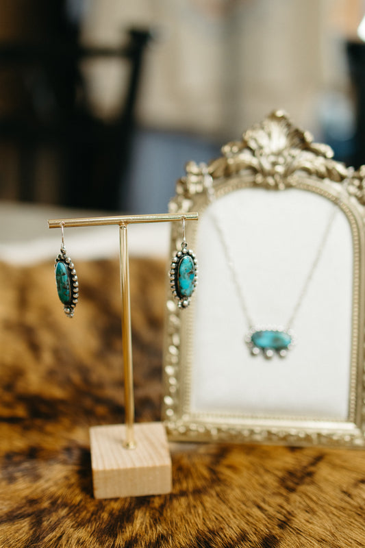 Oval Triple Flower Earring