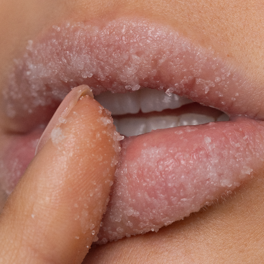 Poppy & Pout Lip Scrub Pomegranate Peach