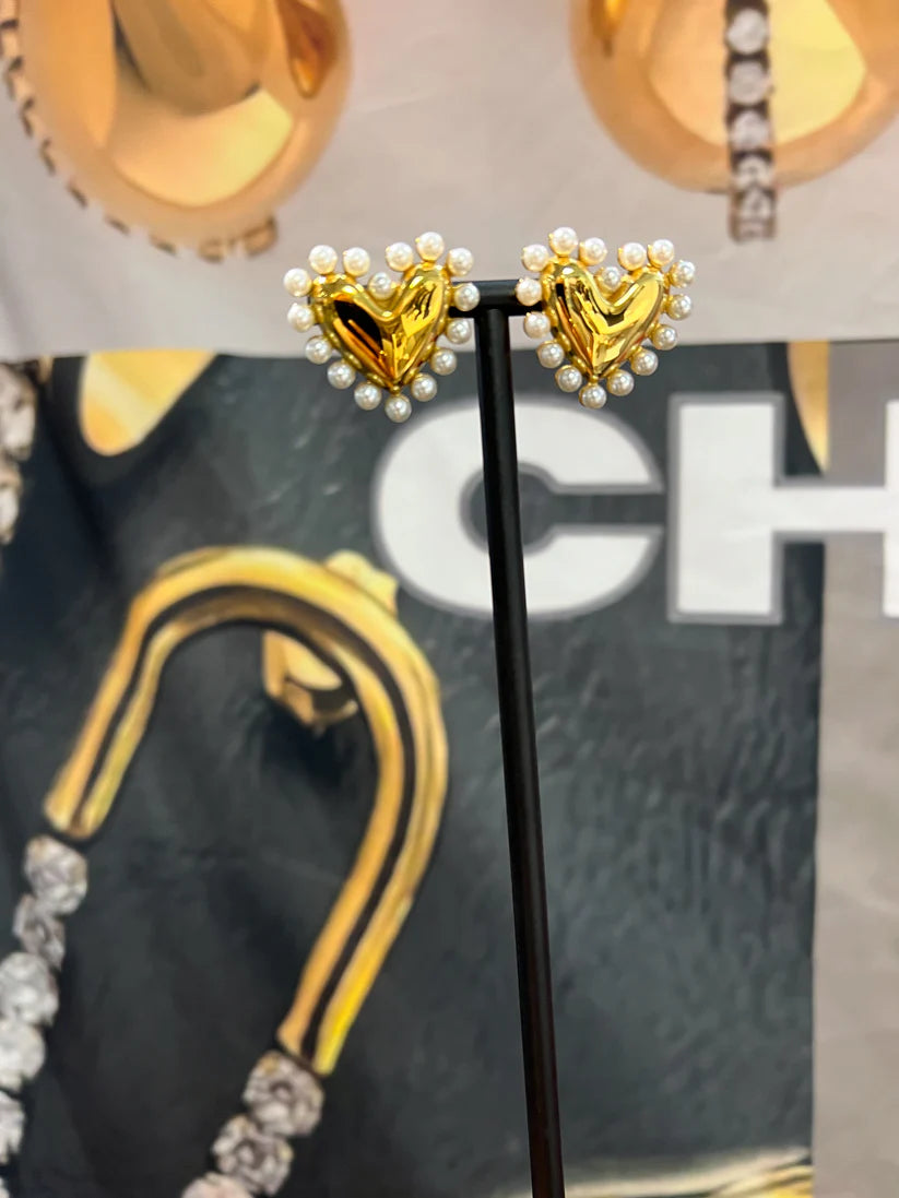 Pearl Heart Earrings image 0